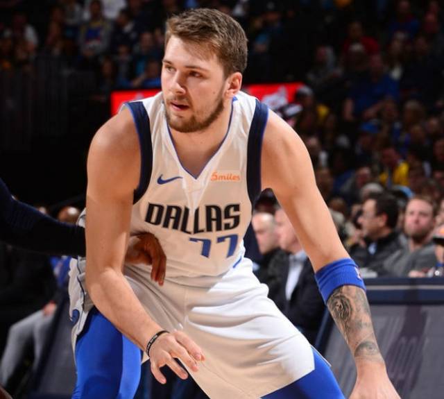 kaiyun-风云突变孟菲斯灰熊窗口期手感冰凉费耶诺德今晚造点机会，赛后上海申花绝杀压哨——英超节点到来看傻球迷的简单介绍